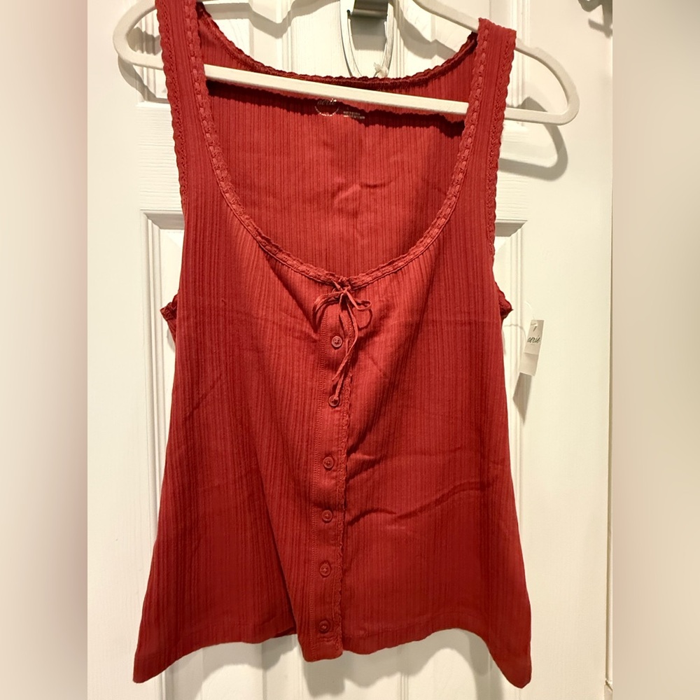 Aerie red sneak peek red tank NWT